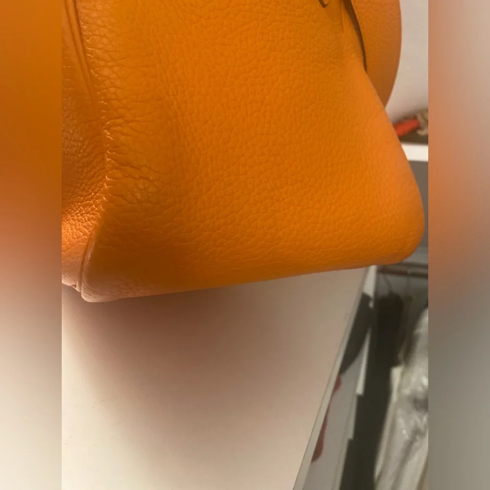 Hermès Lindy 34 in Signature Orange